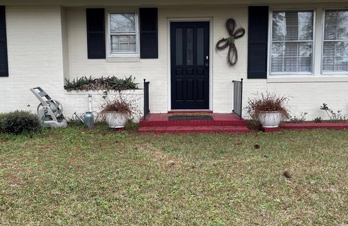 Waycross Apartment | Cozy 2-bedroom studio with WiFi, AC in adorable Waycross