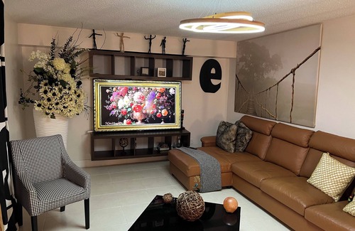 Florida Center North House | Cozy 2-bedroom townhome with WiFi, AC in awesome Orlando