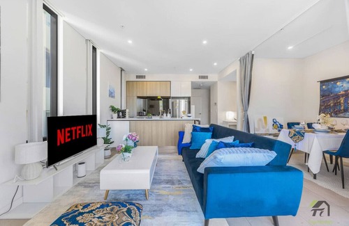 Burwood Apartment | Cozy 2 Bedrooms at Centre of Burwood
