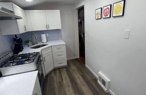 Lyndhurst Apartment | Cozy 2 BR Apartment - close to NYC, MetLife, American Dream