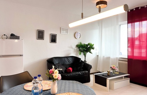 Hofherrnweiler Apartment | Cozy 2-room + balcony