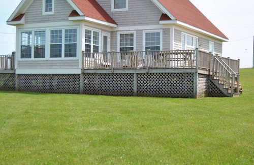 Park Corner House | Cozy 3 Bedroom Beach House