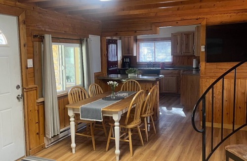 Moose Pass Cabin | Cozy 3-bedroom cabin in welcoming Moose Pass, Alaska.