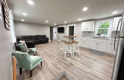 Ashland House | Cozy 3- bedroom home with small town charmn