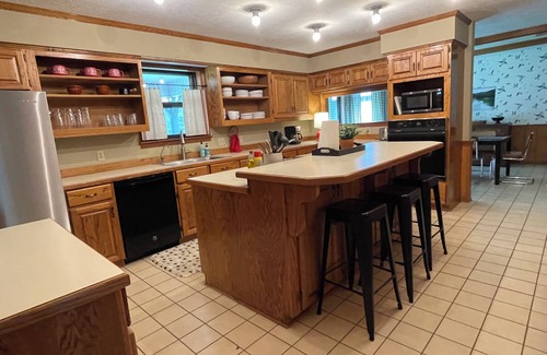 Meridian House | Cozy 3-bedroom house in Meridian