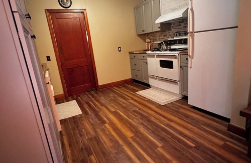 Folkston House | Cozy 3 Bedroom House Next To The Train Tracks