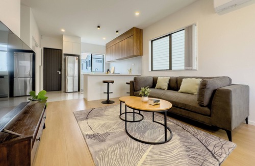 Papakura House | Cozy 3 Bedroom in ideal South Auckland Location