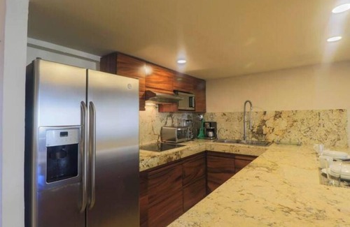 Marina Vallarta Resort | Cozy 3 bedroom Family Beach Condo in beachfront Resort in Puerto Vallarta!