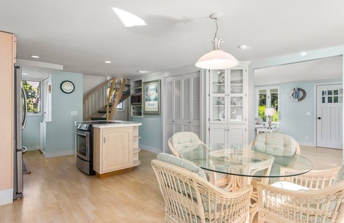 Biddeford Pool House | Cozy 3 BR Cottage On Hills Beach