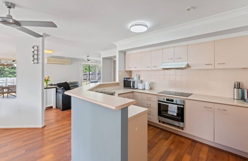 Eight Mile Plains House | Cozy 3BR Family-Friendly House @Eight Mile Plains
