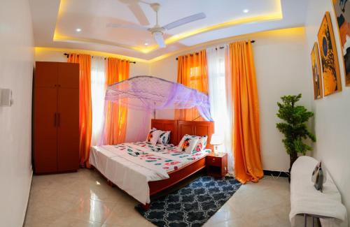 Dodoma House | Cozy 3BR Stay & Free Parking
