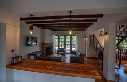Naro Moru Cabin | Cozy 4 bedroom Cabin in Naromoru next to Mt Kenya Forest.