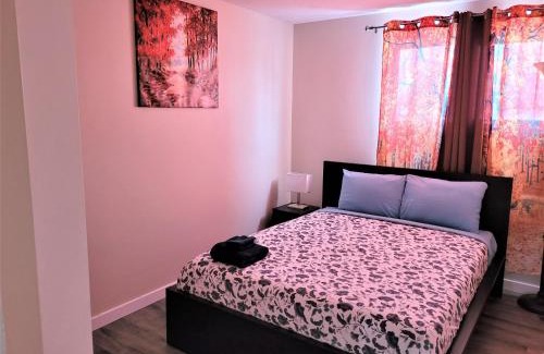 Fort Gary Apartment | Cozy 4 bedroom townhouse - peaceful feel of home