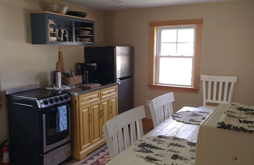 West Ossipee House | Cozy 4 season waterfront cottage in the white mountains on the bearcamp river!