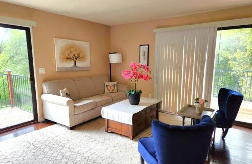 Auburn Apartment | Cozy 4BR with King Bed and Furnace
