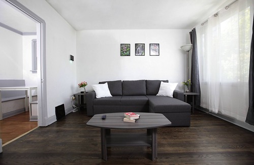 Winnipeg House | Cozy Airport Beauty