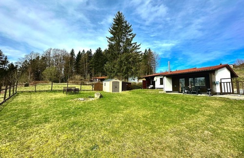Steinberg House | COZY Alpine-view Mountain BUNGALOW + BIG Garden + NETFLIX!