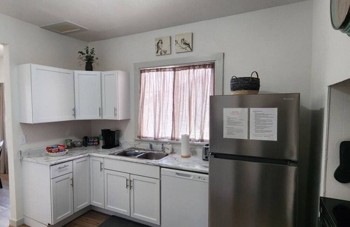 Sioux City House | Cozy American Style Cottage