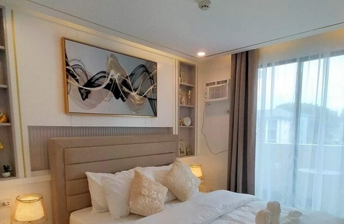 Tagaytay Condo | Cozy and Elegant 2BR Condo w/ Balcony in Tagaytay
