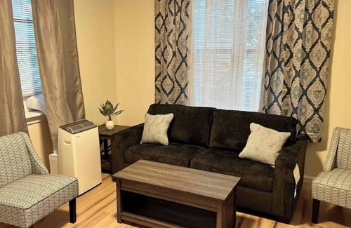 South Medford Apartment | Cozy Apartment Chic Living Room