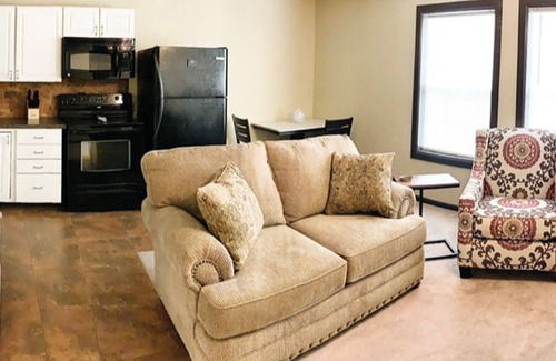 Claremore Apartment | Cozy Apartment Close to Oologah Lake!