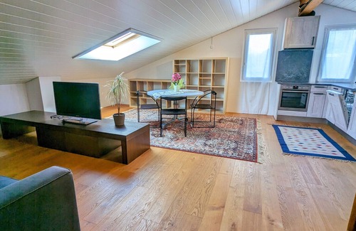 SantʼAntonino Apartment | Cozy apartment in central area
