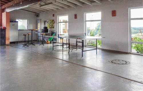 Karlshausen Apartment | Cozy Apartment In Karlshausen With Wifi
