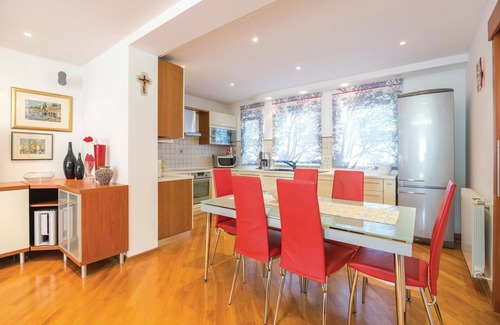 Sarsoni Apartment | Cozy apartment in Rijeka with kitchen