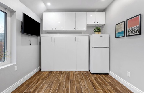 Byward Market - Parliament Hill Apartment | Cozy apartment in the heart of Ottawa!