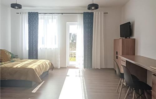 Wolsztyn Apartment | Cozy Apartment In Wilcze With Sauna