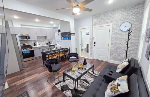 Jersey City Apartment | Cozy apartment near a New York