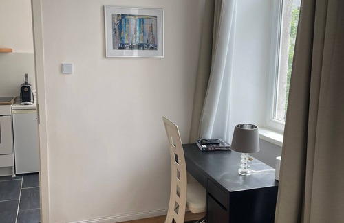 Hundsturm Apartment | Cozy apartment near the center