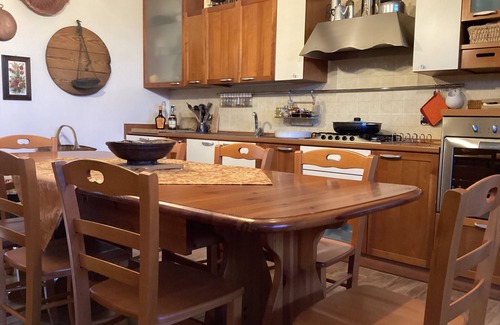 Avellino Apartment | Cozy apartment with garden. Very cool in summer. Outdoor Shower