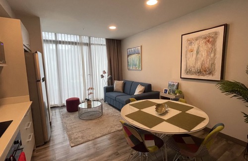 Rohrmoser Apartment | Cozy apartment with terrace Cosmopolitan Tower, Nunciatura, San Jose