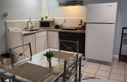 Columbia Apartment | Cozy Basement Apartment in Columbia