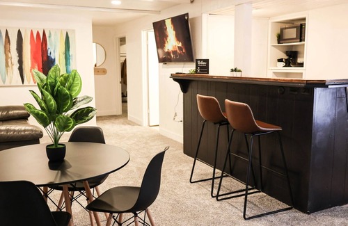 West Westminster House | Cozy basement with private entry between boulder and Denver