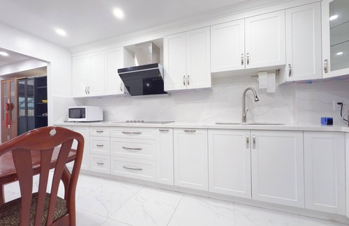 L'Amoreaux House | Cozy Bedroom Shared Bathroom near Finch Birchmount & Kennedy