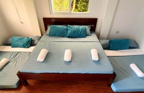 Central Philippines Region Resort | Cozy boutique resort in Dingalan