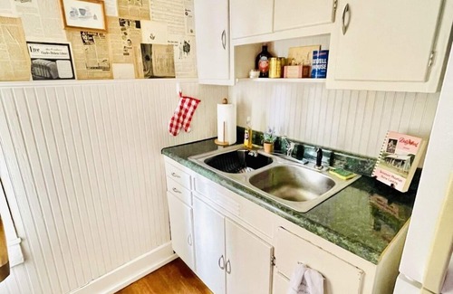 Mount Sterling House | Cozy, Bright Home in Historic Downtown