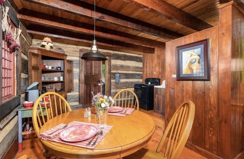 Limestone Cabin | Cozy Cabin at Historic Gillespie Stone House