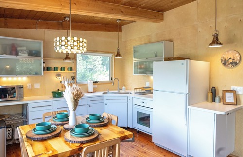 Woodland Park Cabin | Cozy cabin in Pike National Forest