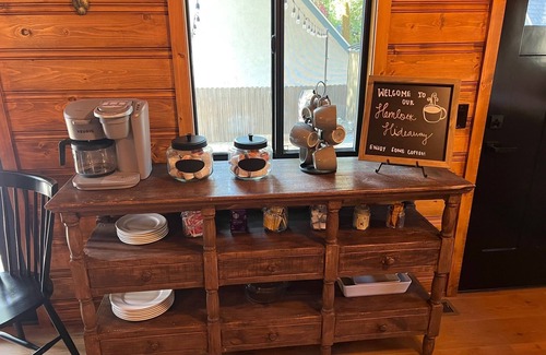 Cedar Glen Cabin | Cozy cabin perfect for time spent with family and friends.Come make memories!