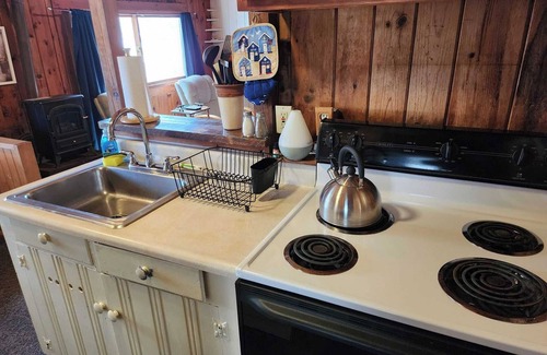 Oscoda Cottage | Cozy Catamaran Cottage on Great Lake Huron