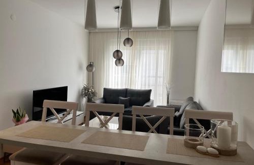 Niksic Apartment | Cozy Central Apartment Nikšić