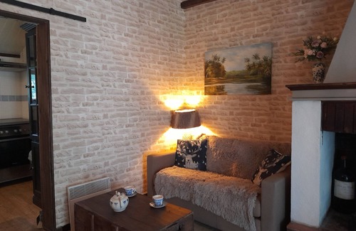 Soturac Ski Chalet | Cozy chalet in nice Soturac with WiFi