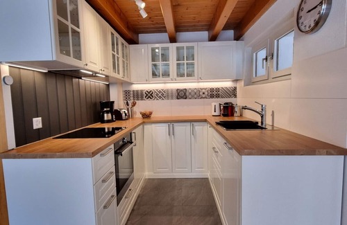 Champex-Lac Ski Chalet | Cozy Chalet "Le Tétras" (8-10 people/Sauna)