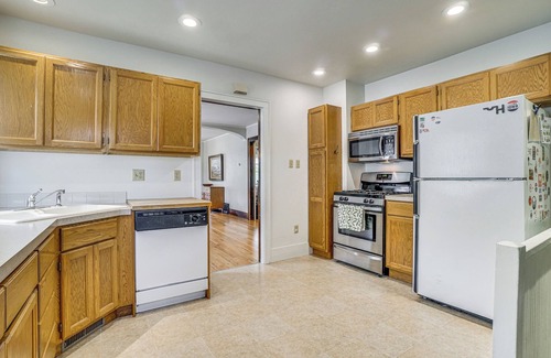 Cheyenne House | Cozy Cheyenne Home w/Yard < 1 Mi to Downtown!