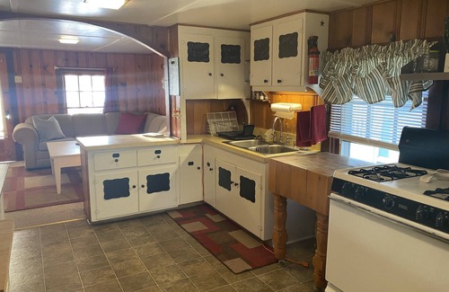 Stroh Cottage | Cozy Comfortable Cottage