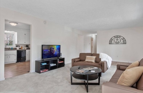 Goochland House | Cozy, Comfy, Convenient, Dog Friendly