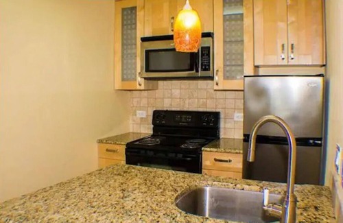 West Campus Apartment | Cozy Condo